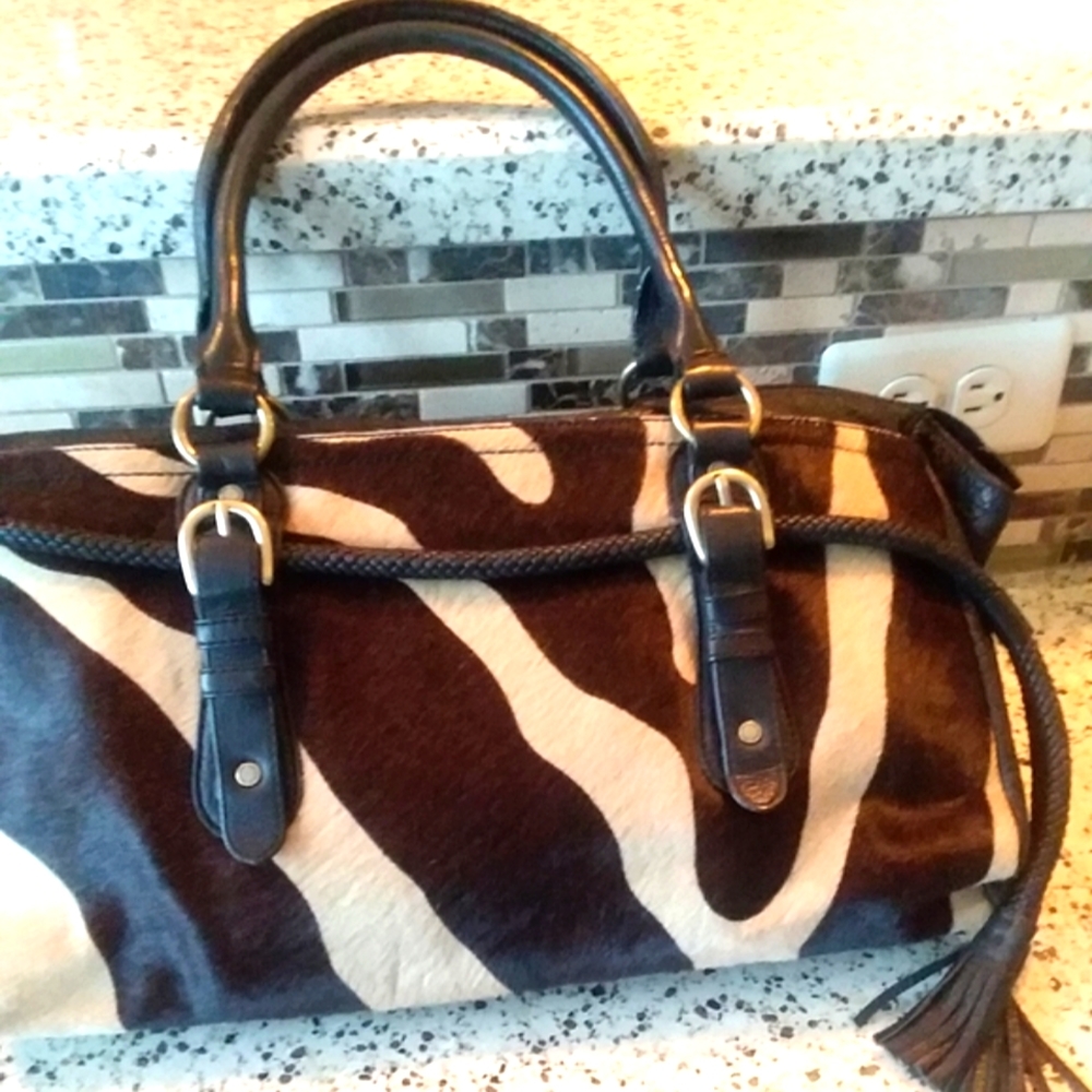 Vittadini leather & Cowhide Bag - Picture 5 of 7
